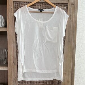 📫 BUY 2 for $20📫 Banana Republic White Women's Boxy Top